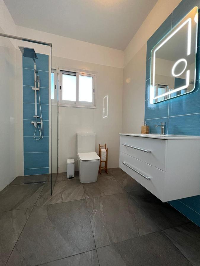 Ocean Sunset Apartment Пафос Экстерьер фото