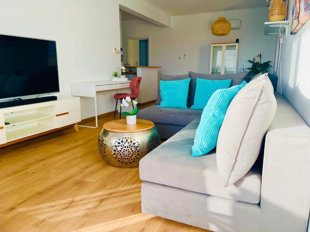 Ocean Sunset Apartment Пафос Экстерьер фото