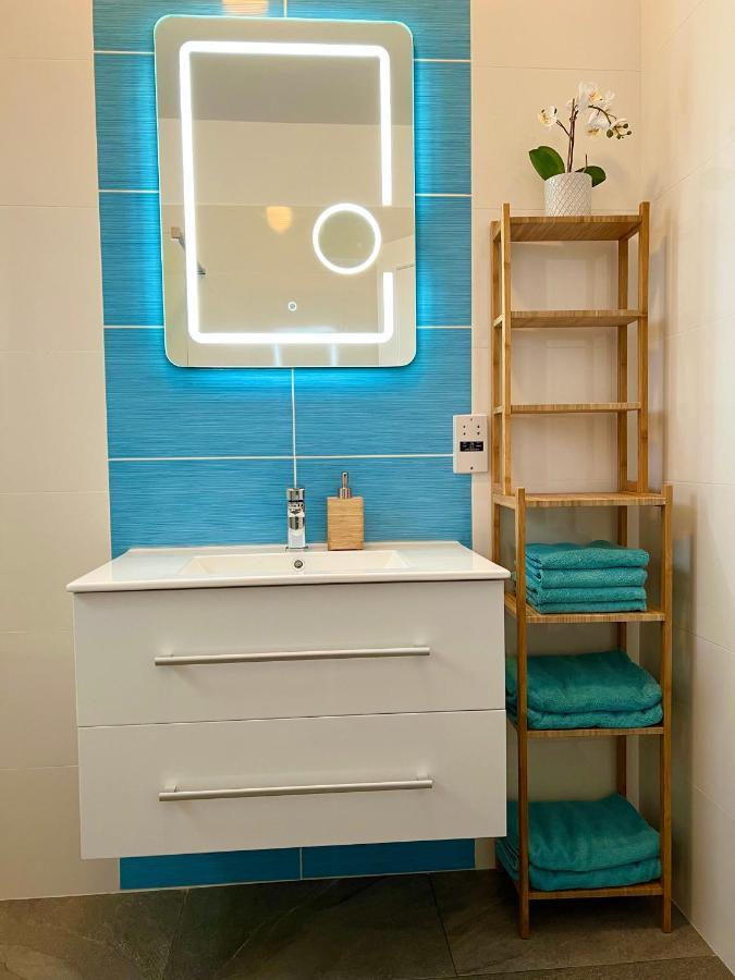 Ocean Sunset Apartment Пафос Экстерьер фото