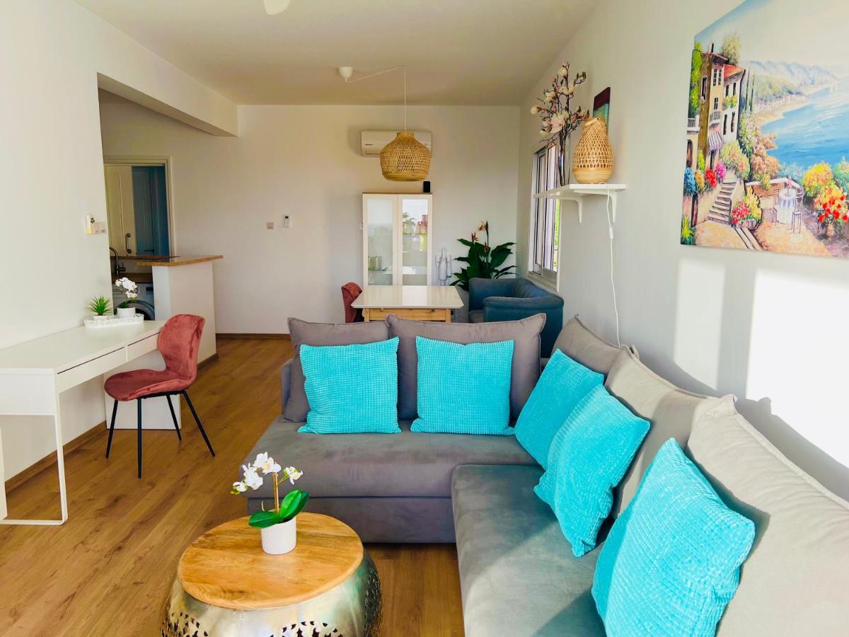 Ocean Sunset Apartment Пафос Экстерьер фото