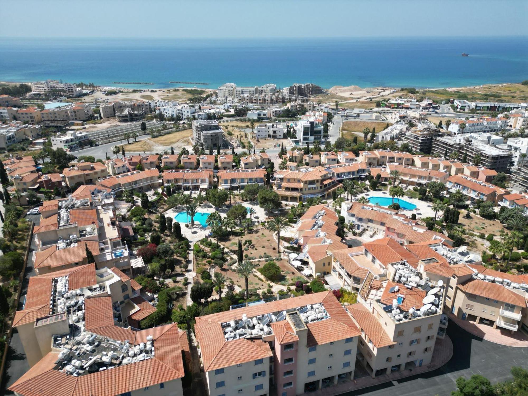 Ocean Sunset Apartment Пафос Экстерьер фото